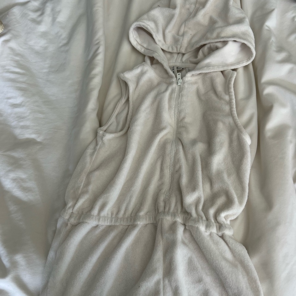 Janie and Jack terry cloth girls beach cover up romper. Size 6